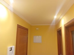 Iluminación entrada vivienda